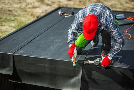 Rubber roofing for log cabins: A complete guide