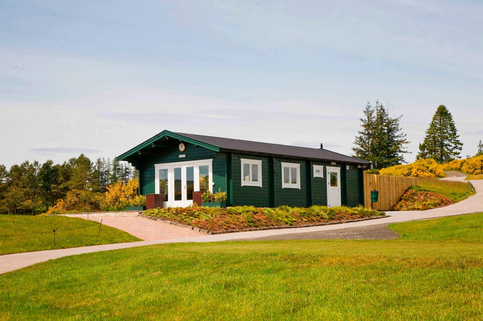 Hillhouse Log Cabin Lodge | 5.0x10.0m - Timber Building Specialists