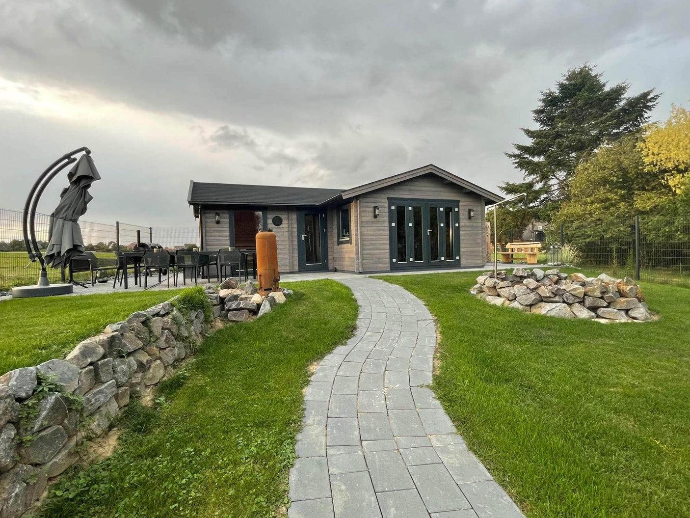 Alesund Log Cabin | 4.5x5.0m - Timber Building Specialists