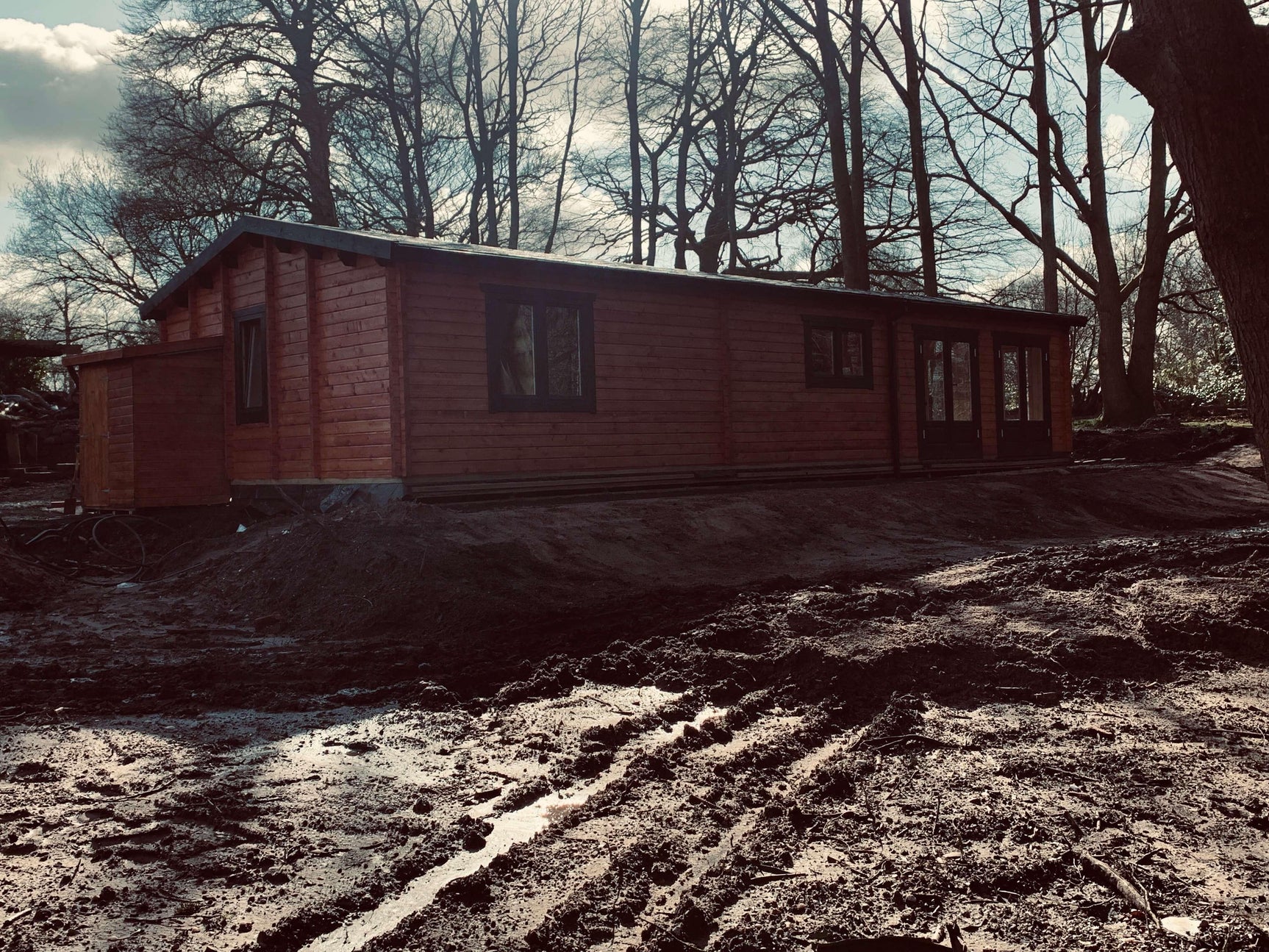 TBS136 Log Cabin | 14.0x6.0m - Timber Building Specialists