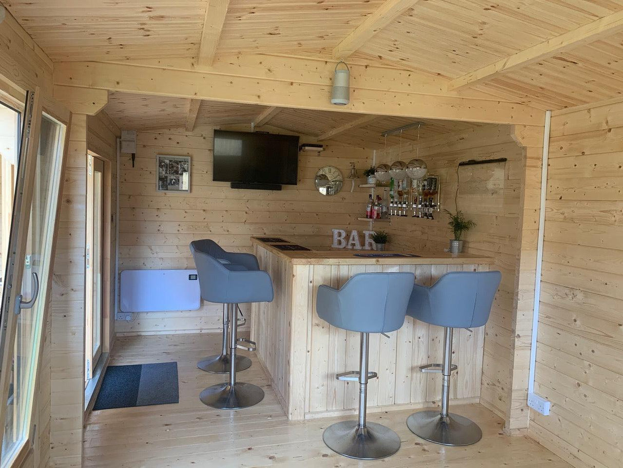 TBS146 L Shaped Log Cabin | 7.0x6.0m Interior