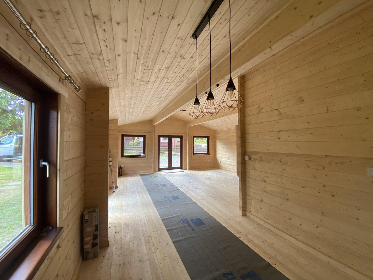 TBS162 Log Cabin Lodge Interior